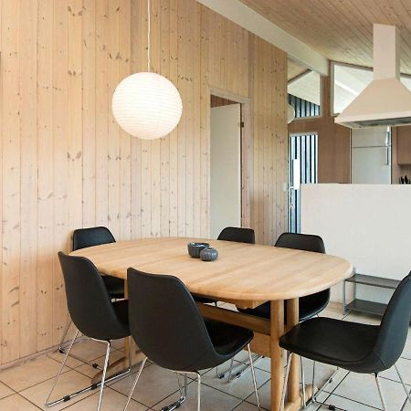6 Person Holiday Home In Sj Lund Sjolund Kültér fotó
