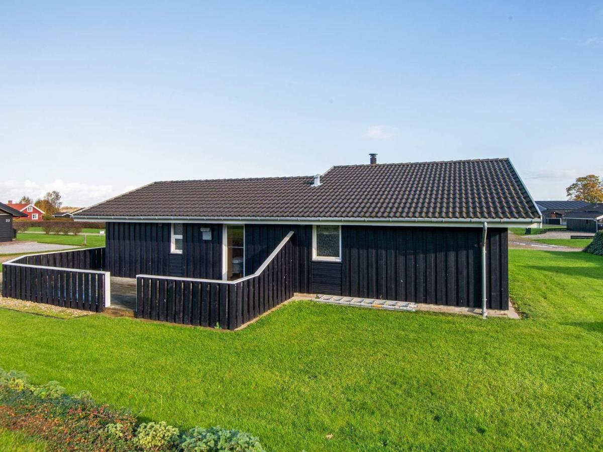 6 Person Holiday Home In Sj Lund Sjolund Kültér fotó