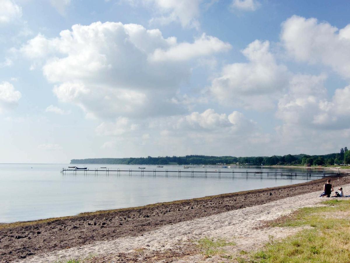 6 Person Holiday Home In Sj Lund Sjolund Kültér fotó